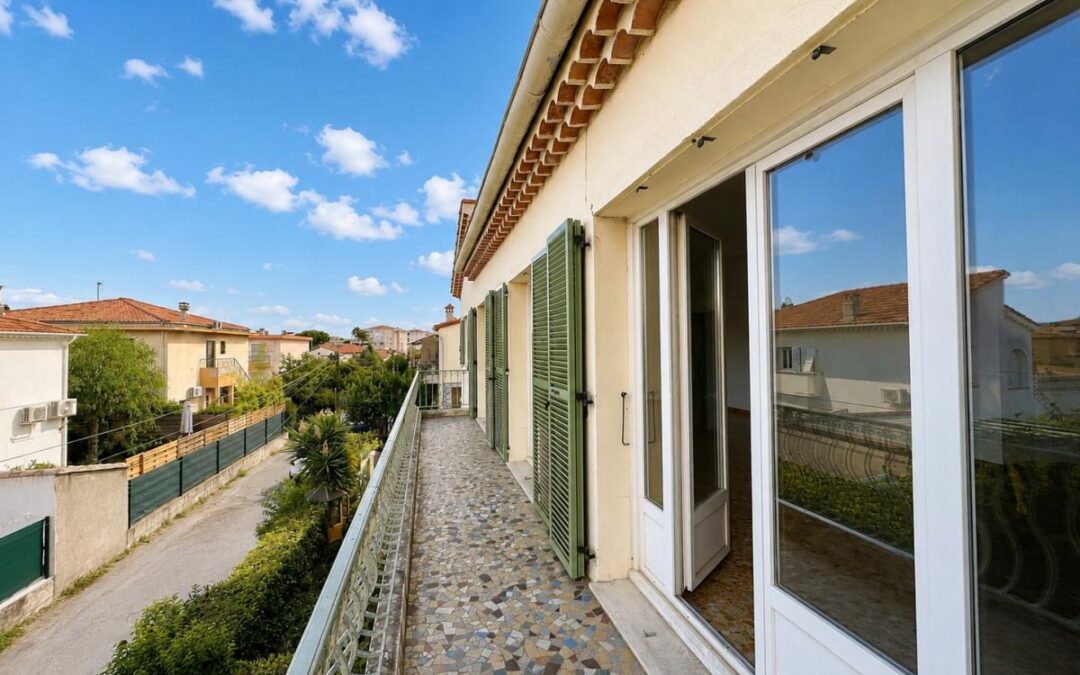 Vente Appartement – 6 pièces – 147 m² à Saint-laurent-du-var (06700)